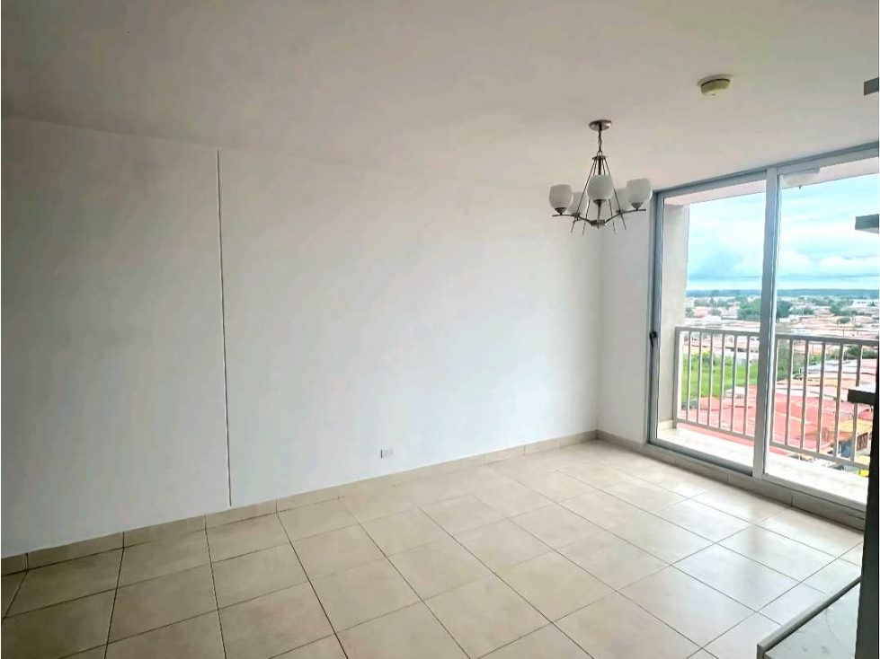 VENTA DE APARTAMENTO CERCA DE LINEA 2 DEL METRO — foto 3