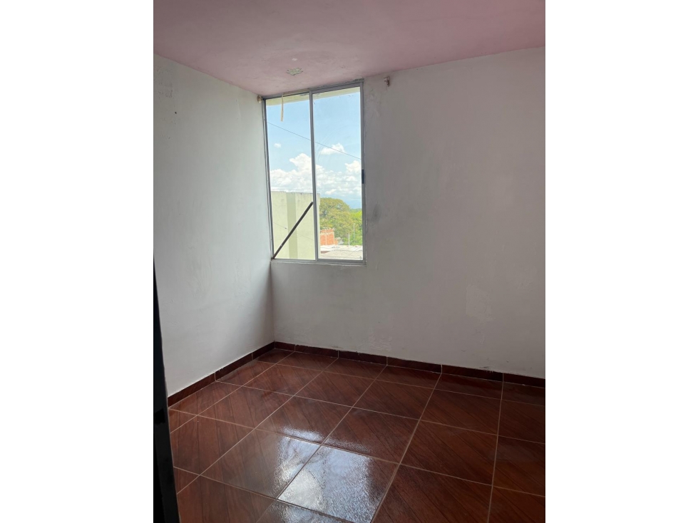 Venta de Apartamento Con DESCUENTO en Buga Valle del Cauca - 2