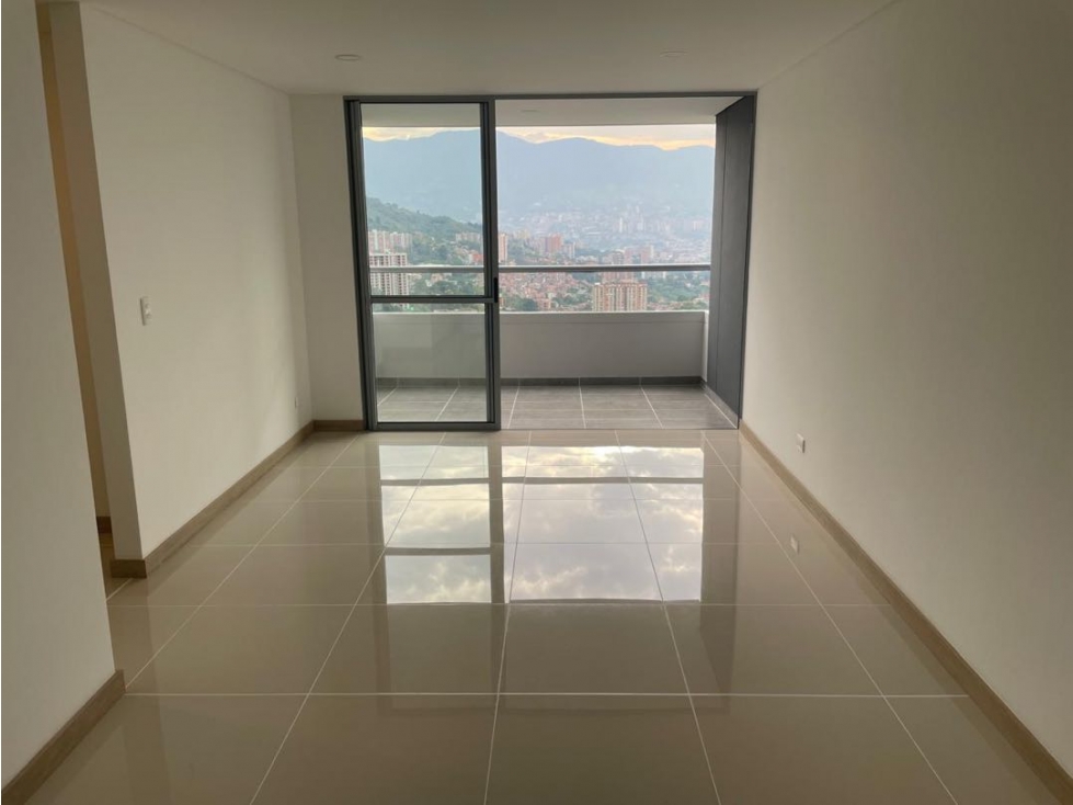 Venta de apartamento con espectacular vista en Loma el Chingui, Enviga