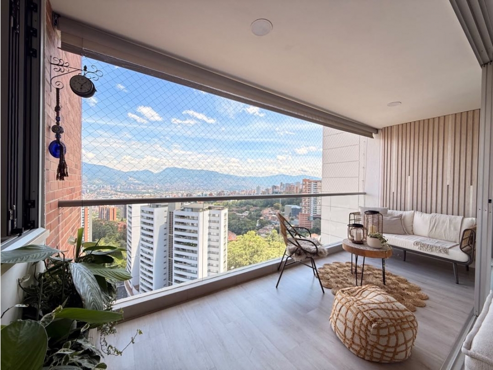 Venta De Apartamento Con Hermosa Vista En El Esmeraldal