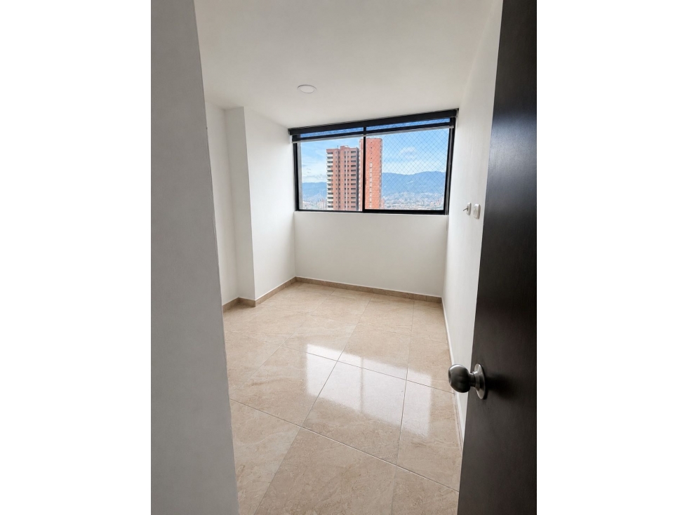 Venta de apartamento con hermosa vista a Suramérica — foto 4