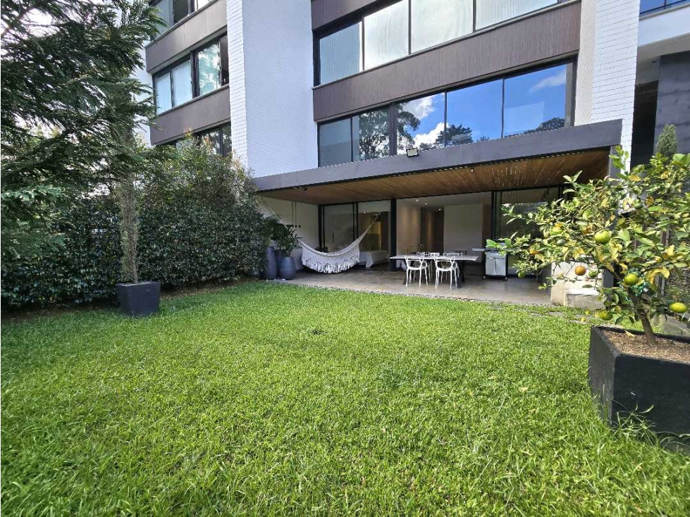 Venta de apartamento con jardín y terraza en San Lucas — foto 2
