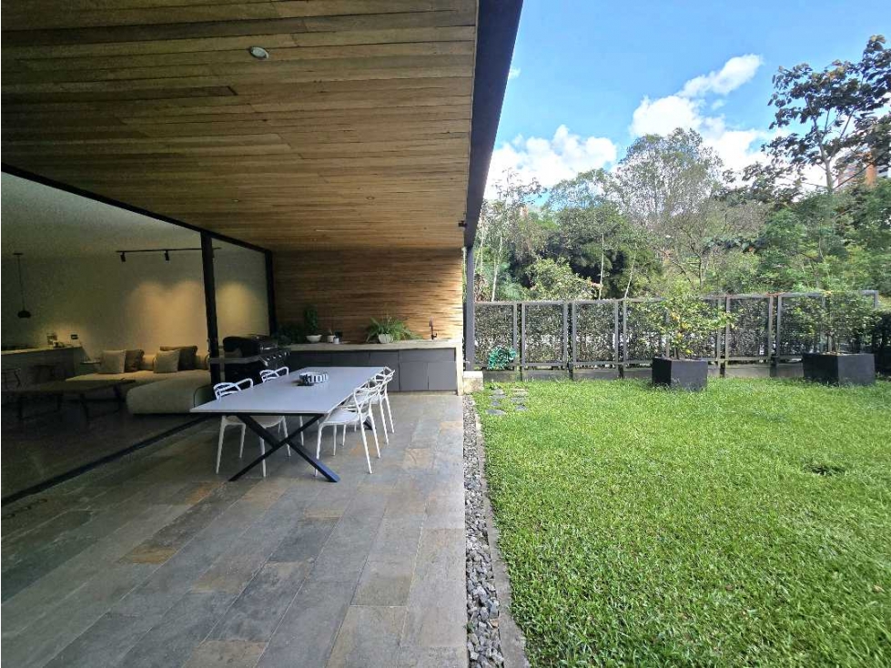 Venta de apartamento con jardín y terraza en San Lucas — foto 3