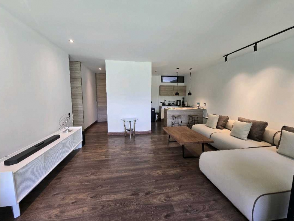 Venta de apartamento con jardín y terraza en San Lucas — foto 5