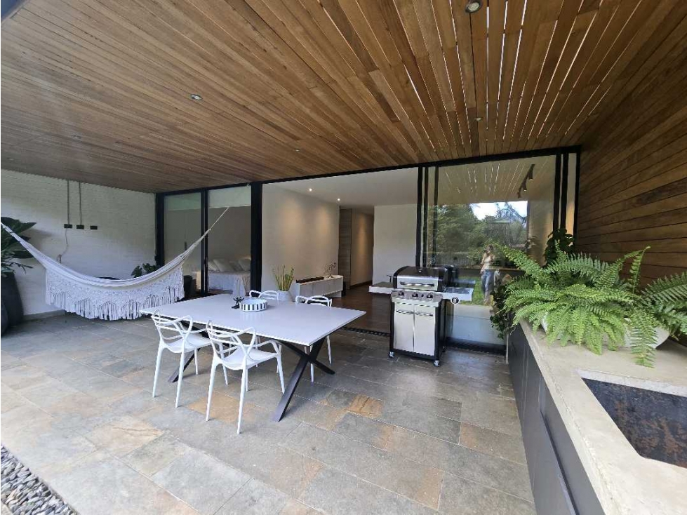 Venta de apartamento con jardín y terraza en San Lucas — foto 6