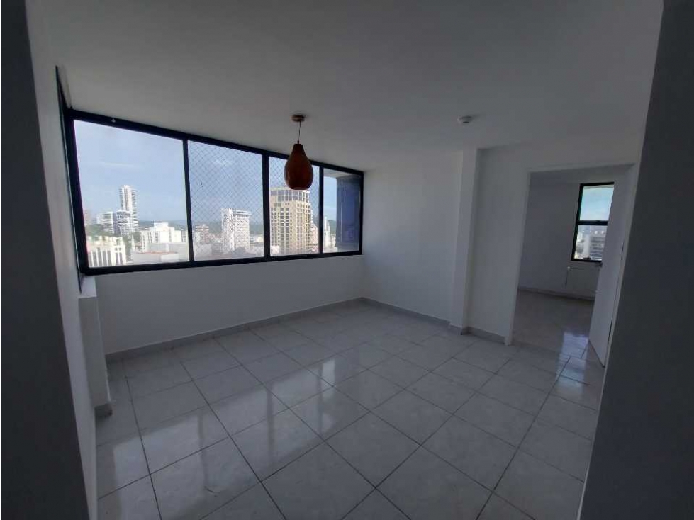 VENTA DE APARTAMENTO CON PH TORRE COSMOS EN OBARRIO 3 REC — foto 2