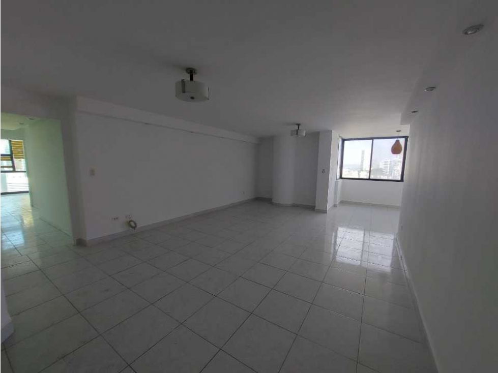 VENTA DE APARTAMENTO CON PH TORRE COSMOS EN OBARRIO 3 REC — foto 4