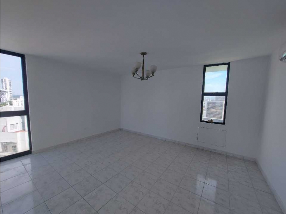VENTA DE APARTAMENTO CON PH TORRE COSMOS EN OBARRIO 3 REC — foto 5