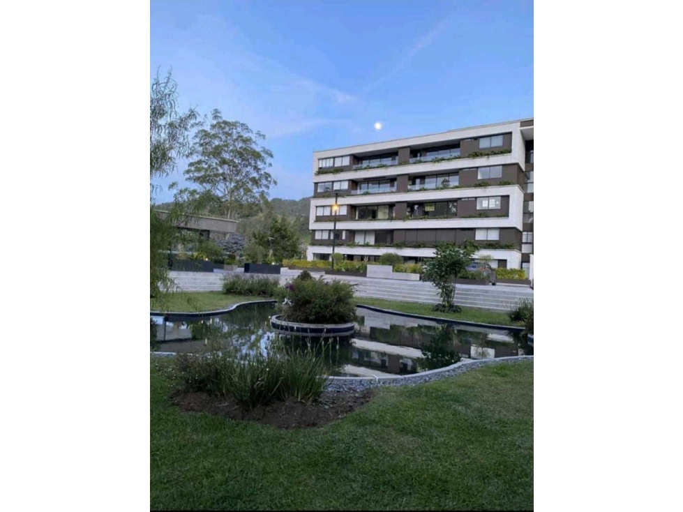 VENTA DE APARTAMENTO CON TERRAZA EN EL RETIRO.