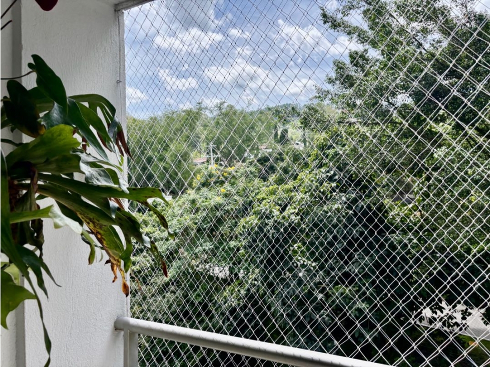 Venta de apartamento con una muy buena ubicación en altos del poblado — foto 3