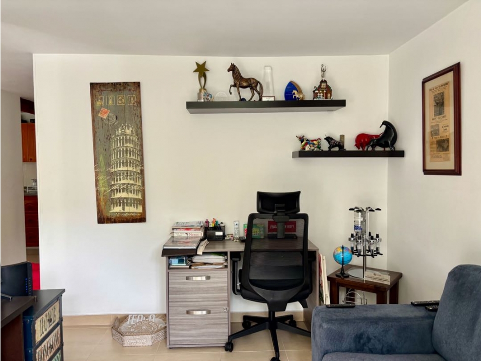 Venta de apartamento con una muy buena ubicación en altos del poblado — foto 6