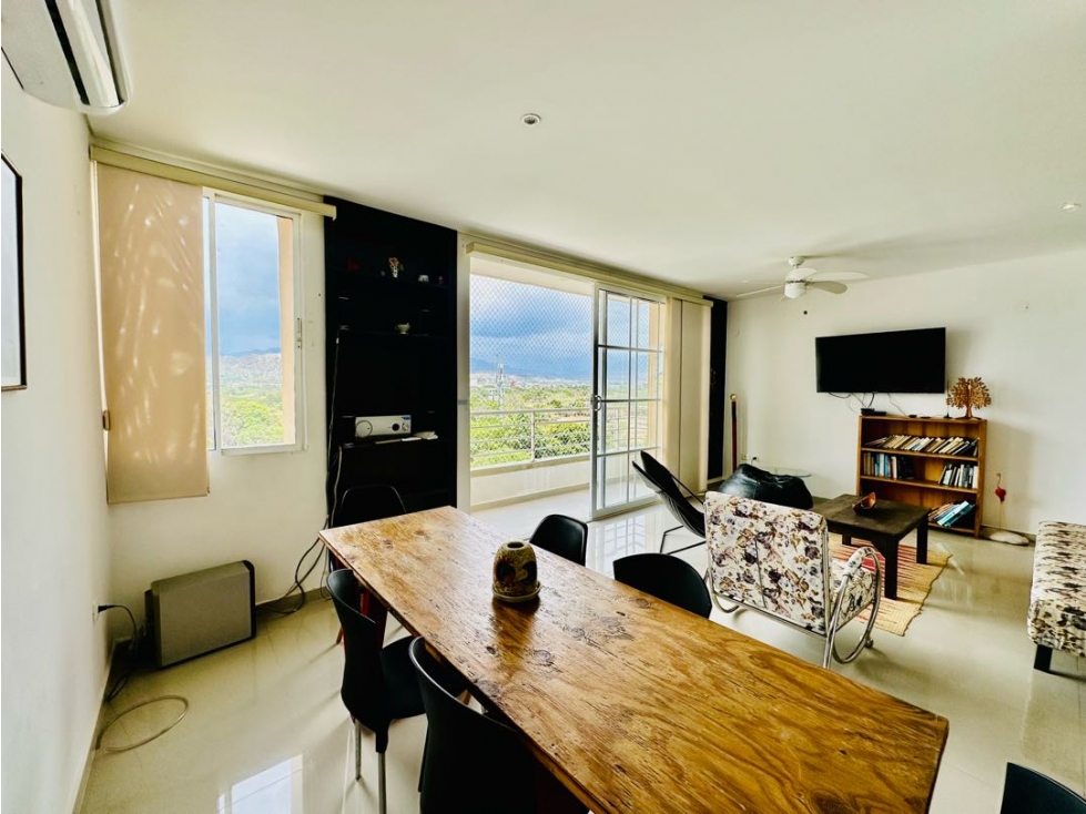 VenArriendo apartamento con vista a la sierra Nevada