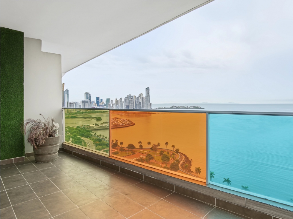 Venta de Apartamento con vista al mar en Bella Vista, PH Element