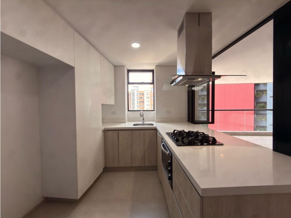 Venta de apartamento con vista a la ciudad en la Loma de las Brujas — foto 4