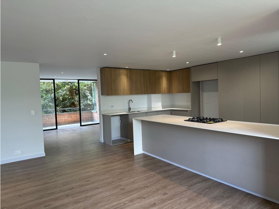 Venta de apartamento de 171 mts en el poblado sector Alejandría