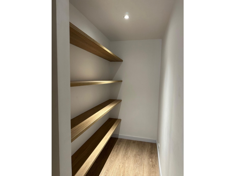 Venta de apartamento de 171 mts en el poblado sector Alejandría — foto 6