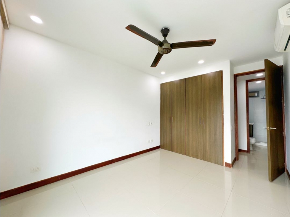 Venta de apartamento de 3 alcobas en Mistral Cielomar — foto 6
