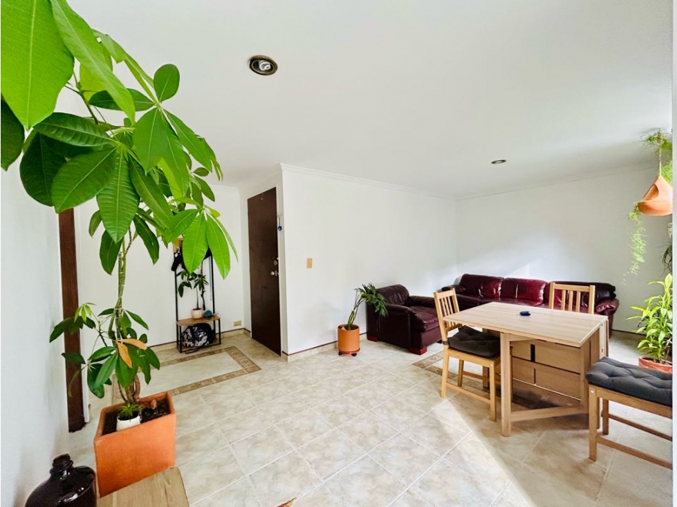 VENTA DE APARTAMENTO EN UNIDAD CERRADA CALASANZ, MEDELLÍN