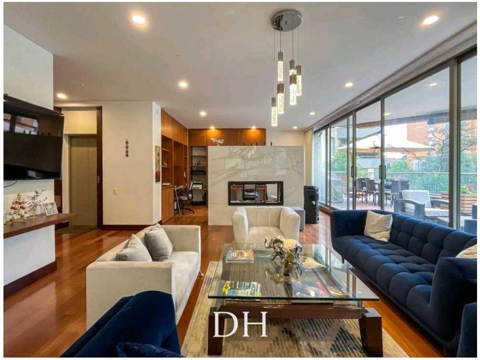 VENTA DE APARTAMENTO DE LUJO CON TERRAZAS EN COLINAS DE SUBA.
