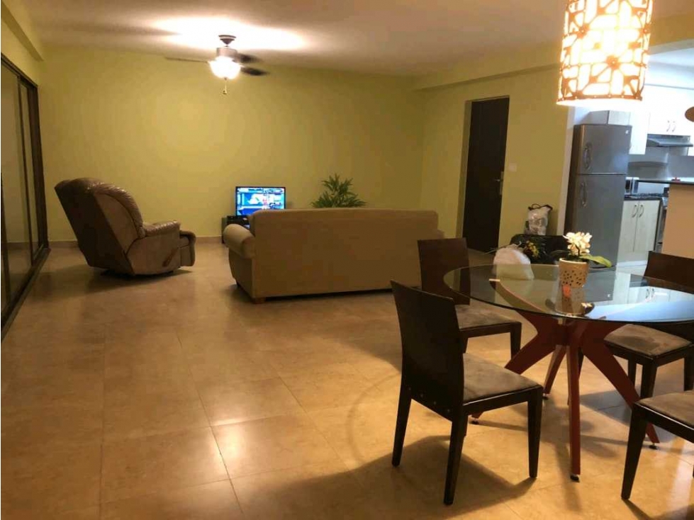 VENTA DE APARTAMENTO DE PLAYA EN PUNTA BARCO, AMPLIO Y MUCHA SEGURIDAD — foto 4