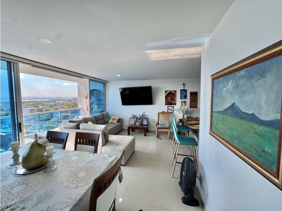 VENTA DE APARTAMENTO DE TRES HABITACIONES Y ESTUDIO EN CRESPO - 6