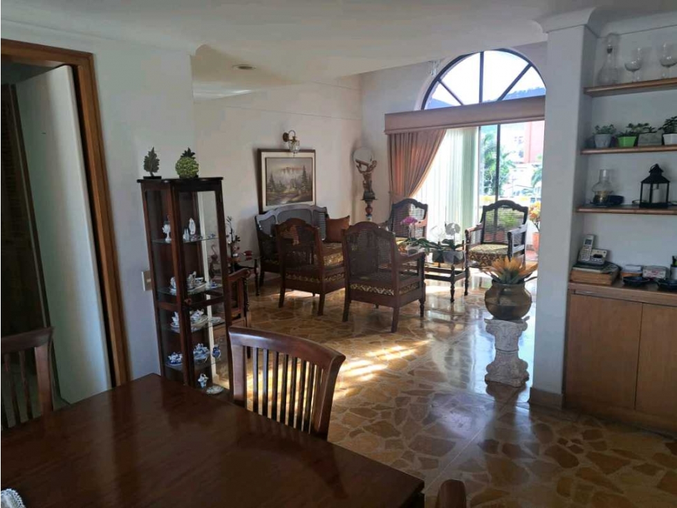 Venta de apartamento dúplex con terraza en Laureles, Medellín