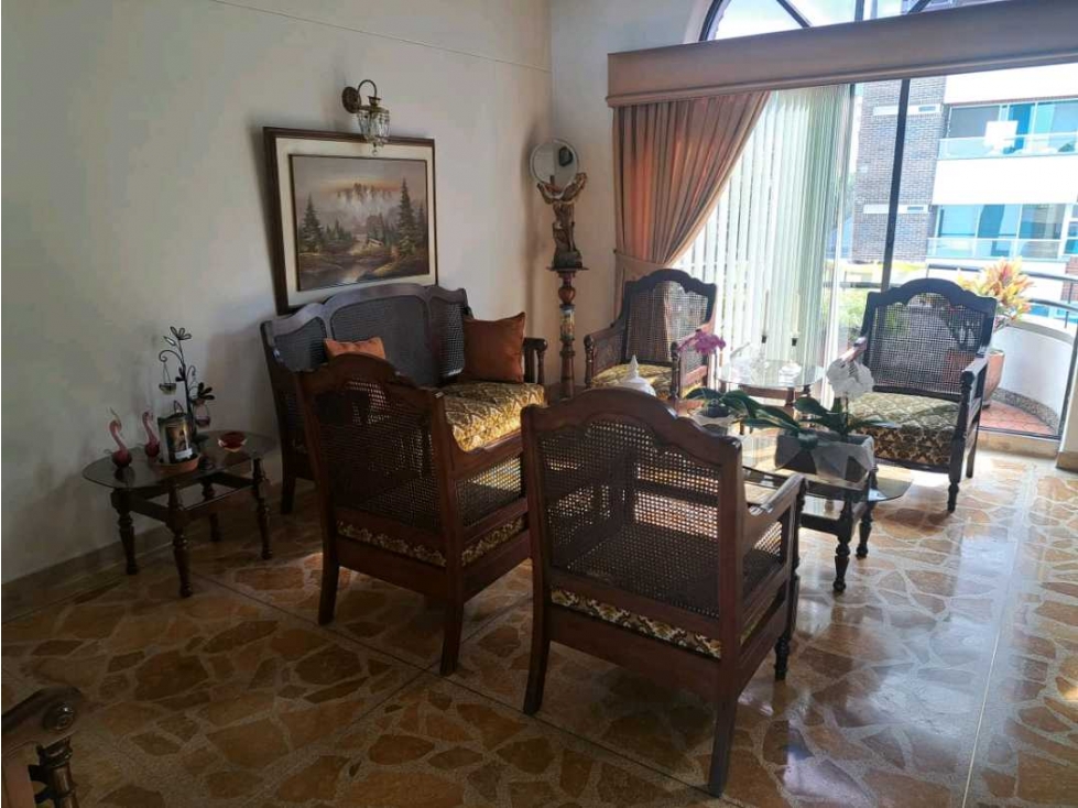 Venta de apartamento dúplex con terraza en Laureles, Medellín — foto 3