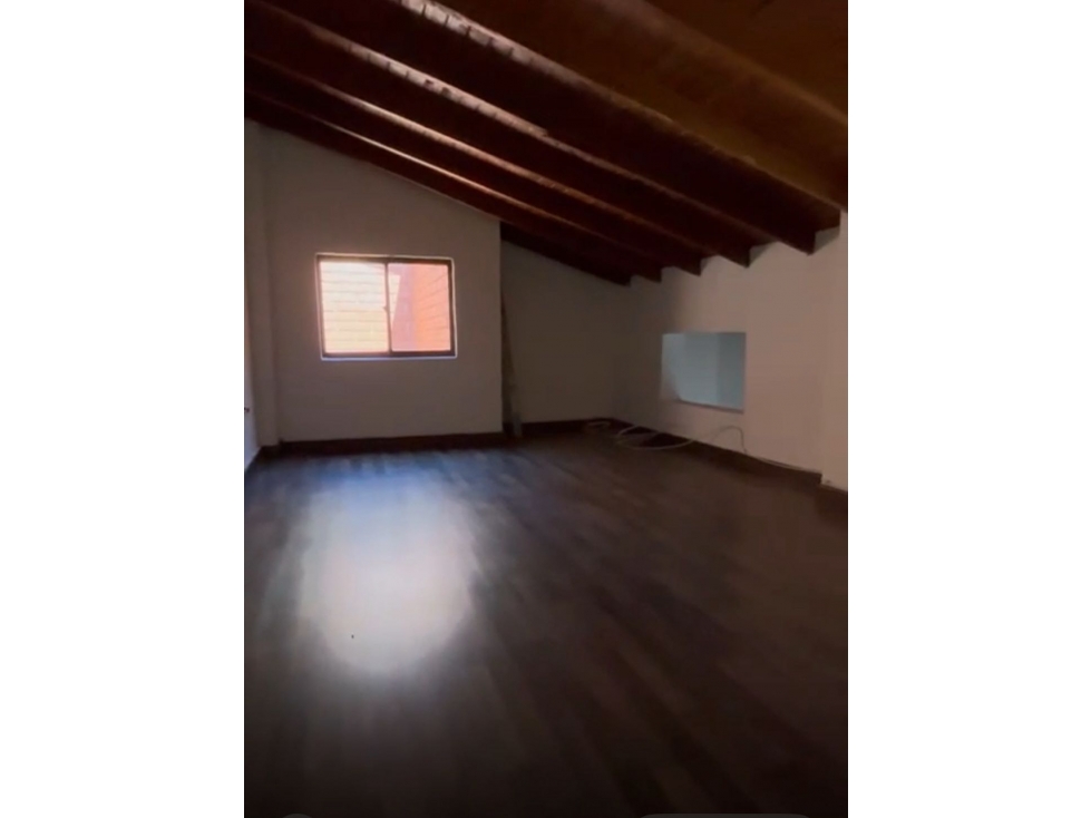 Venta de apartamento DUPLEX en BELÉN LA MOTA — foto 6