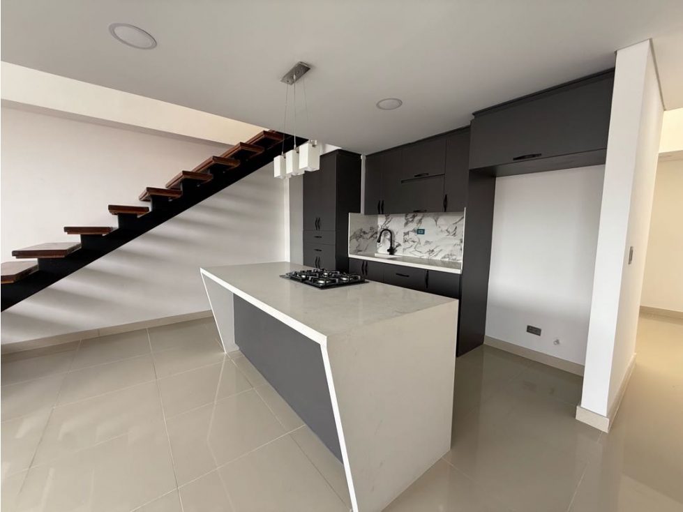 VENTA DE APARTAMENTO DUPLEX EN SANTA MONICA - MEDELLIN — foto 4