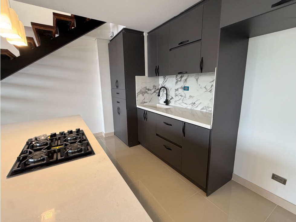 VENTA DE APARTAMENTO DUPLEX EN SANTA MONICA - MEDELLIN — foto 6