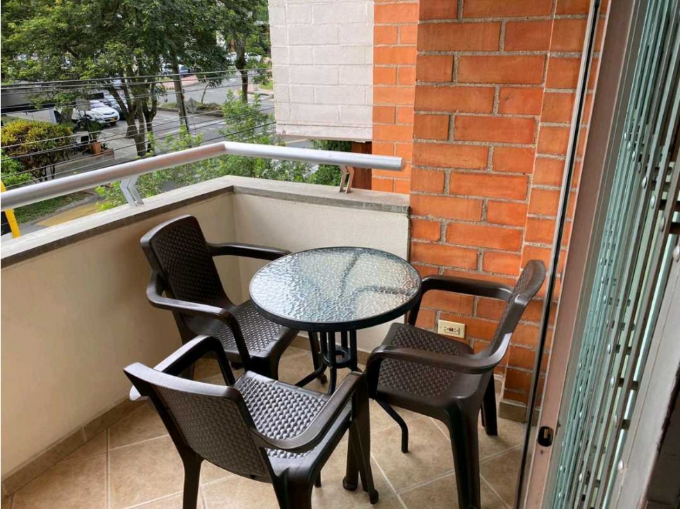 VENTA DE APARTAMENTO DUPLEX EN LAURELES CON TERRAZA. — foto 4