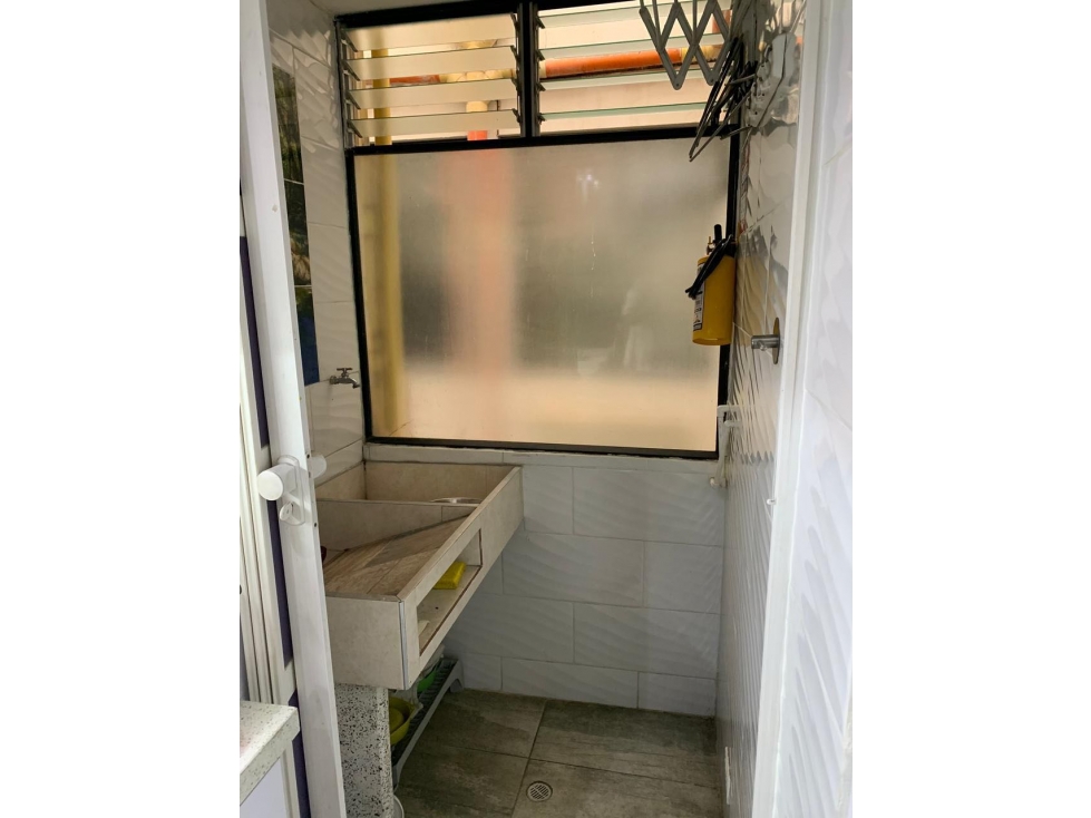 VENTA DE APARTAMENTO DUPLEX EN CABAÑAS — foto 3