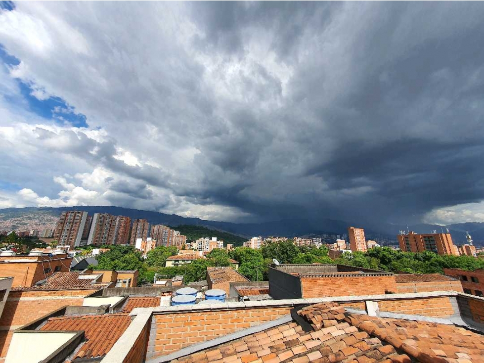 VENTA DE APARTAMENTO DUPLEX EN LA PARTE BAJA DE CALASANZ — foto 2