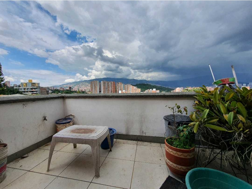 VENTA DE APARTAMENTO DUPLEX EN LA PARTE BAJA DE CALASANZ — foto 3