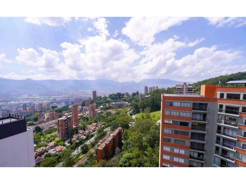 VENTA DE APARTAMENTO DUPLEX EN EL POBLADO, MEDELLÍN — foto 2