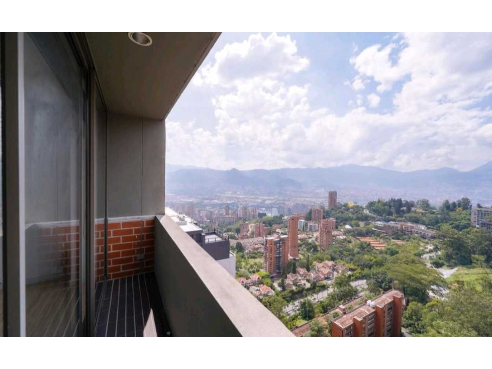 VENTA DE APARTAMENTO DUPLEX EN EL POBLADO, MEDELLÍN — foto 3