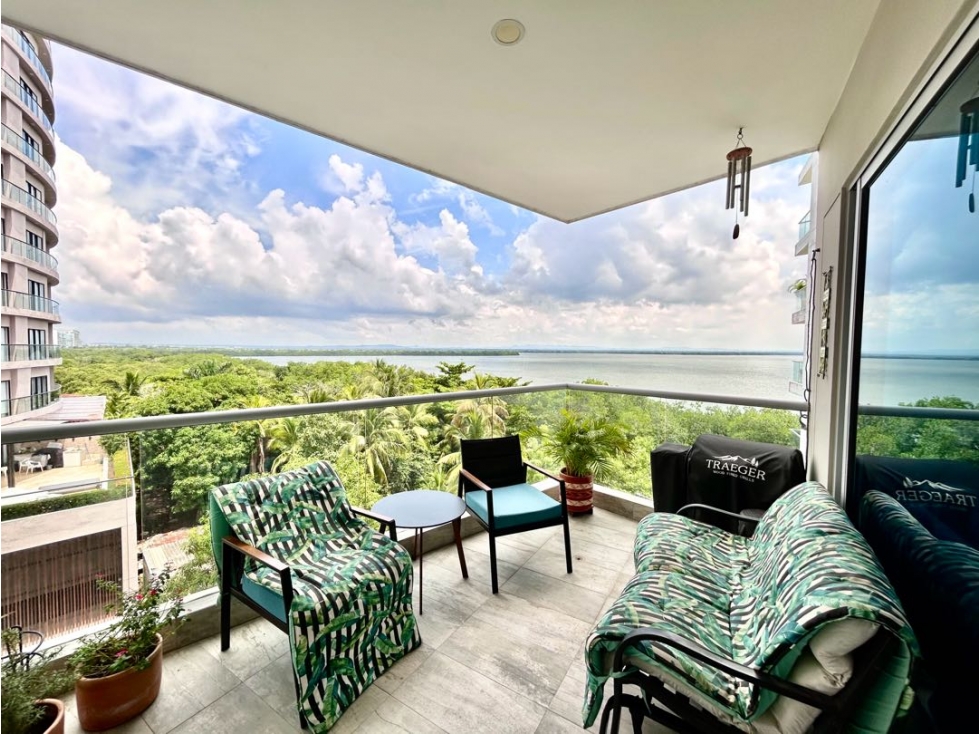 Venta apartamento 3 alcobas cielo mar, Edificio Geminis. Residencial. — foto 2