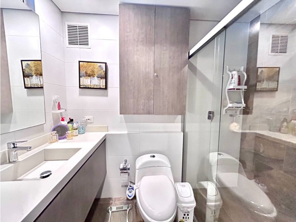 Venta apartamento 3 alcobas cielo mar, Edificio Geminis. Residencial. — foto 6