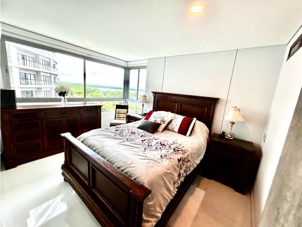 Venta apartamento 3 alcobas cielo mar, Edificio Geminis. Residencial. — foto 3