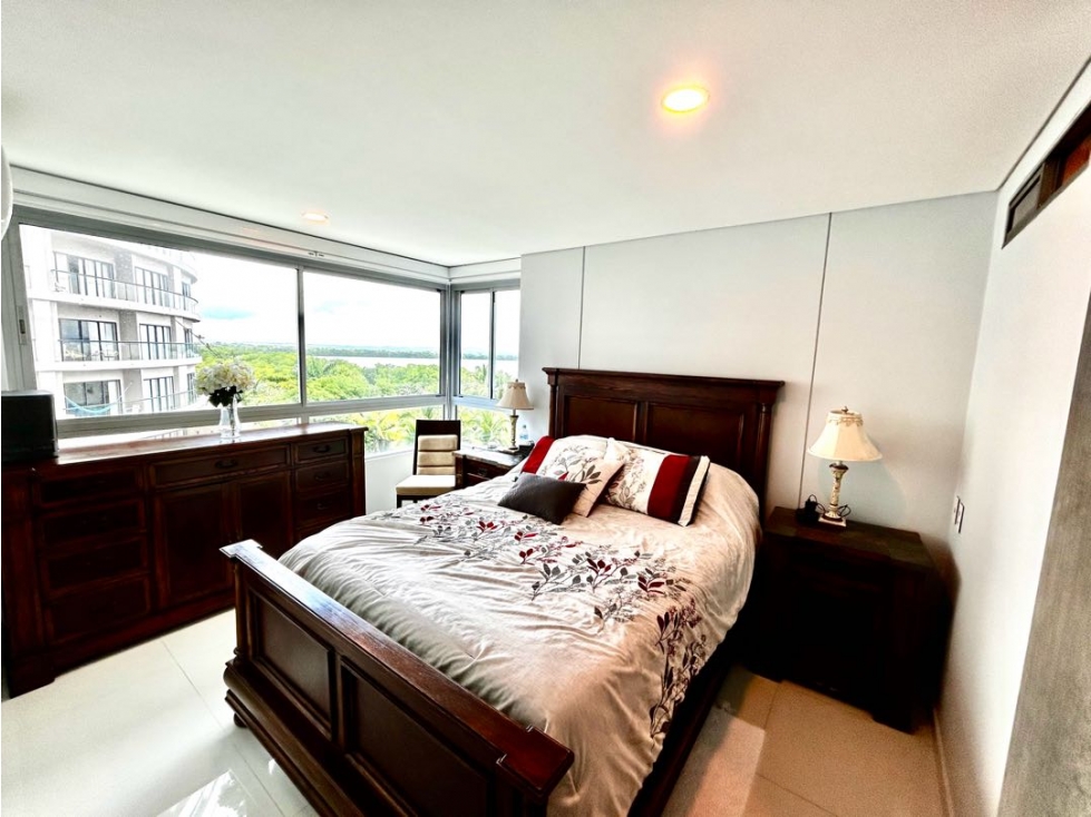 Venta apartamento 3 alcobas cielo mar, Edificio Geminis. Residencial. — foto 4