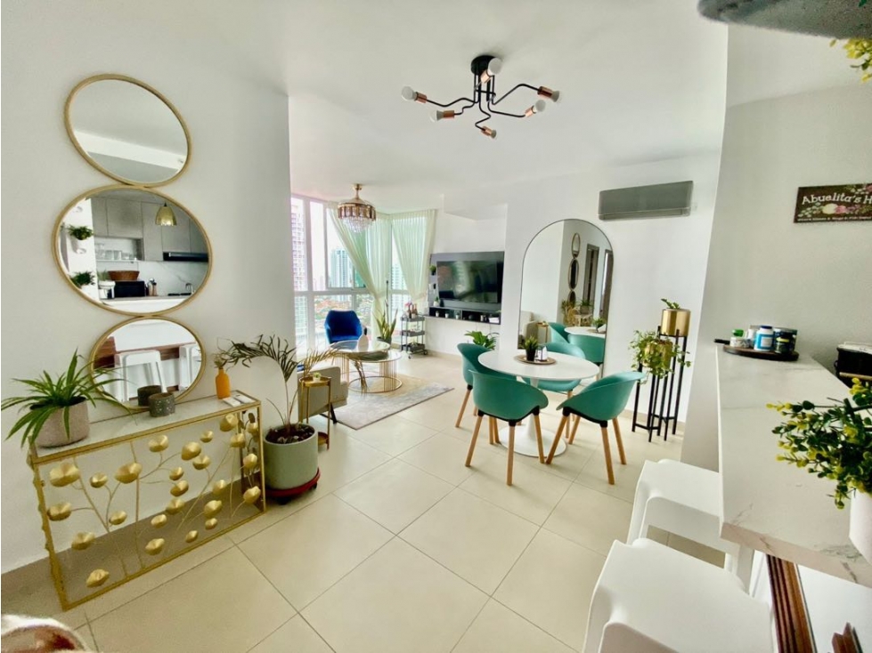 Venta de apartamento en 12 de Octubre, Ph CenterPoint