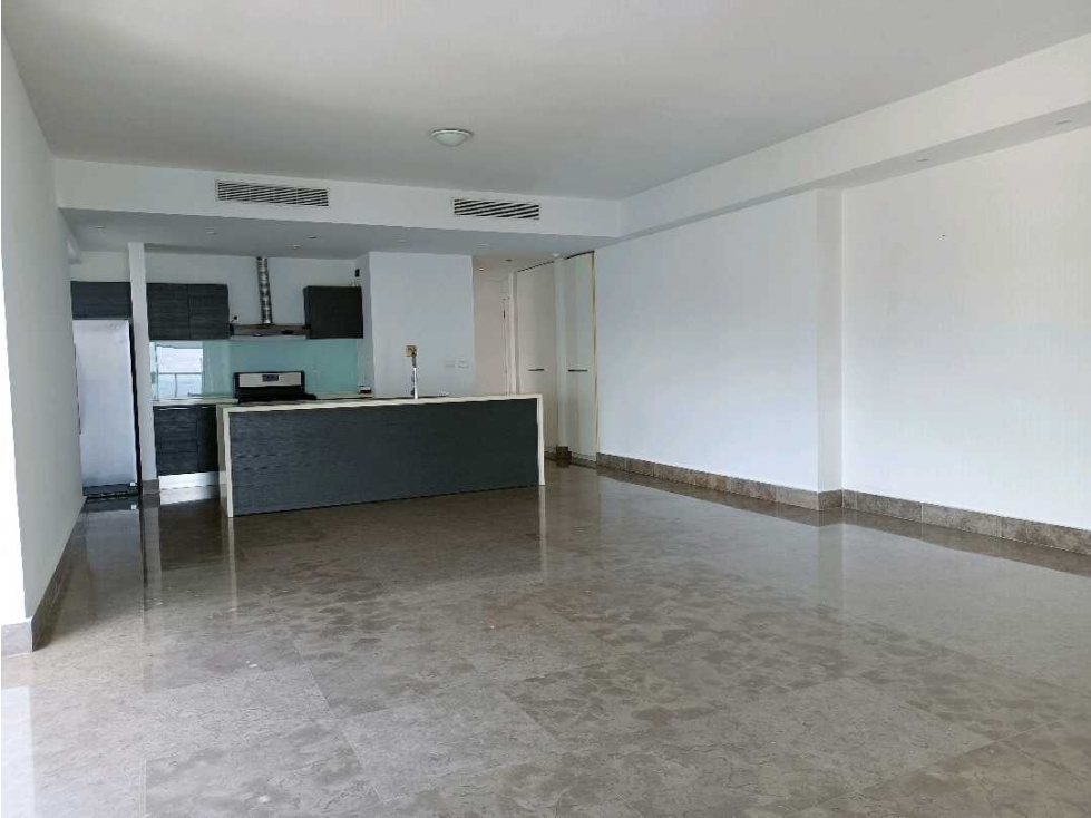 VENTA DE APARTAMENTO PH YOO AV BALBOA MARBELLA - INVERSIÓN OPORTUNIDAD — foto 3