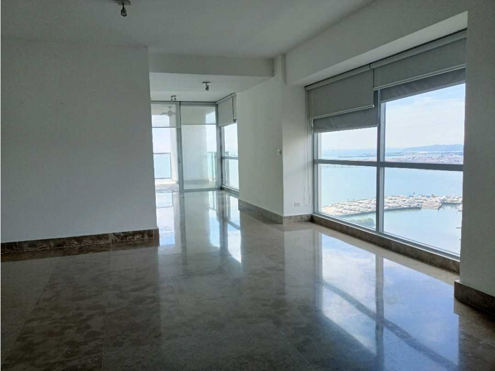 VENTA DE APARTAMENTO PH YOO AV BALBOA MARBELLA - INVERSIÓN OPORTUNIDAD — foto 2