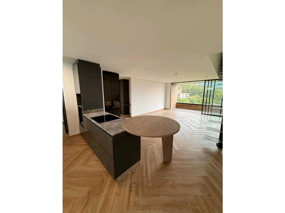 VENTA DE APARTAMENTO EN AVDA LAS PALMAS POBLADO