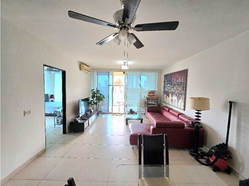 VENTA DE APARTAMENTO EN AVENIDA BALBOA VISTA AL MAR MEJOR PRECIO