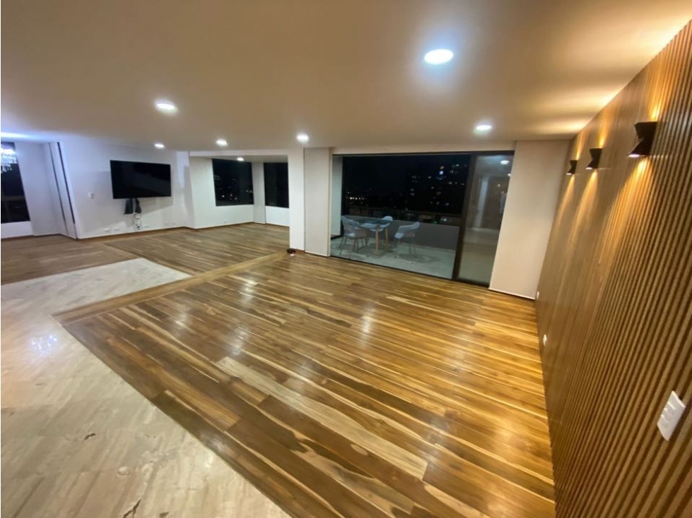 Venta de apartamento en Balsos, Poblados — foto 3