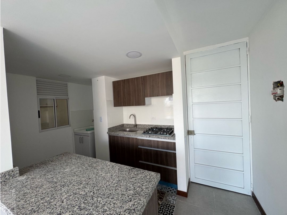 VENTA DE APARTAMENTO EN VALLE DEL LILI KT WS 9378667