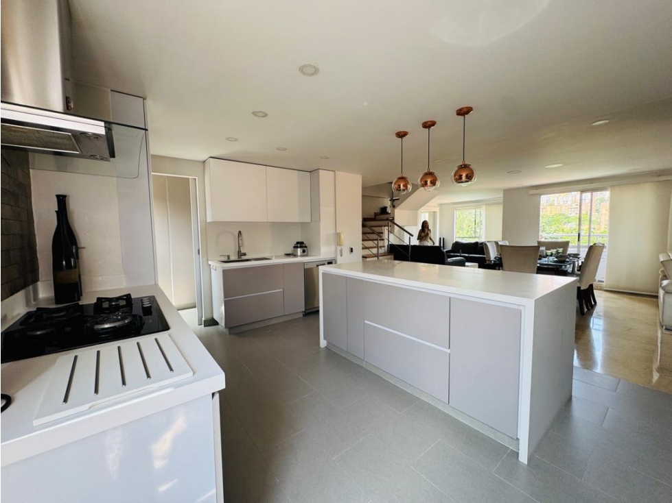 VENTA DE APARTAMENTO DUPLEX EN BELÉN LA MOTA — foto 6