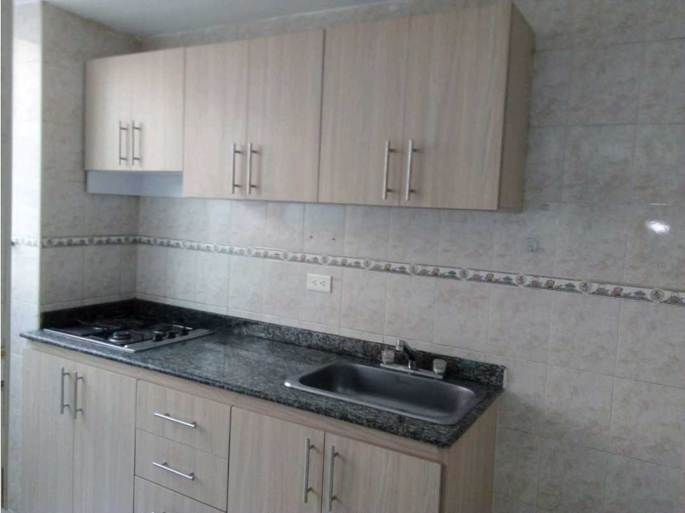 VENTA DE APARTAMENTO EN LA HACIENDA, SUR DE CALI 402.