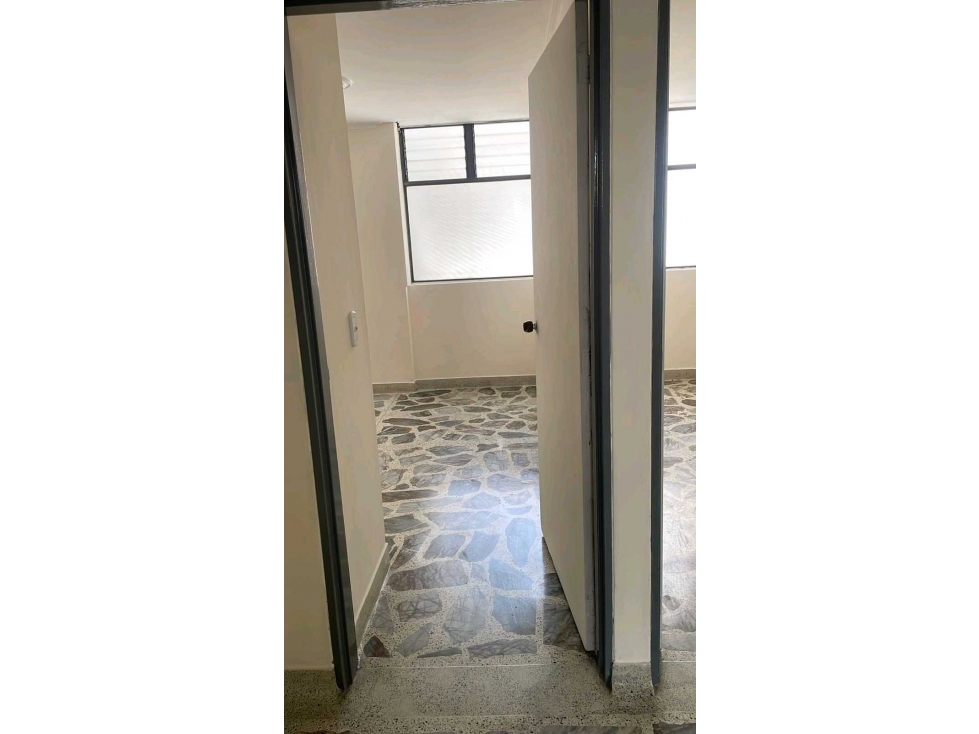 VENTA DE APARTAMENTO EN CALASANZ, PARTE BAJA. — foto 6